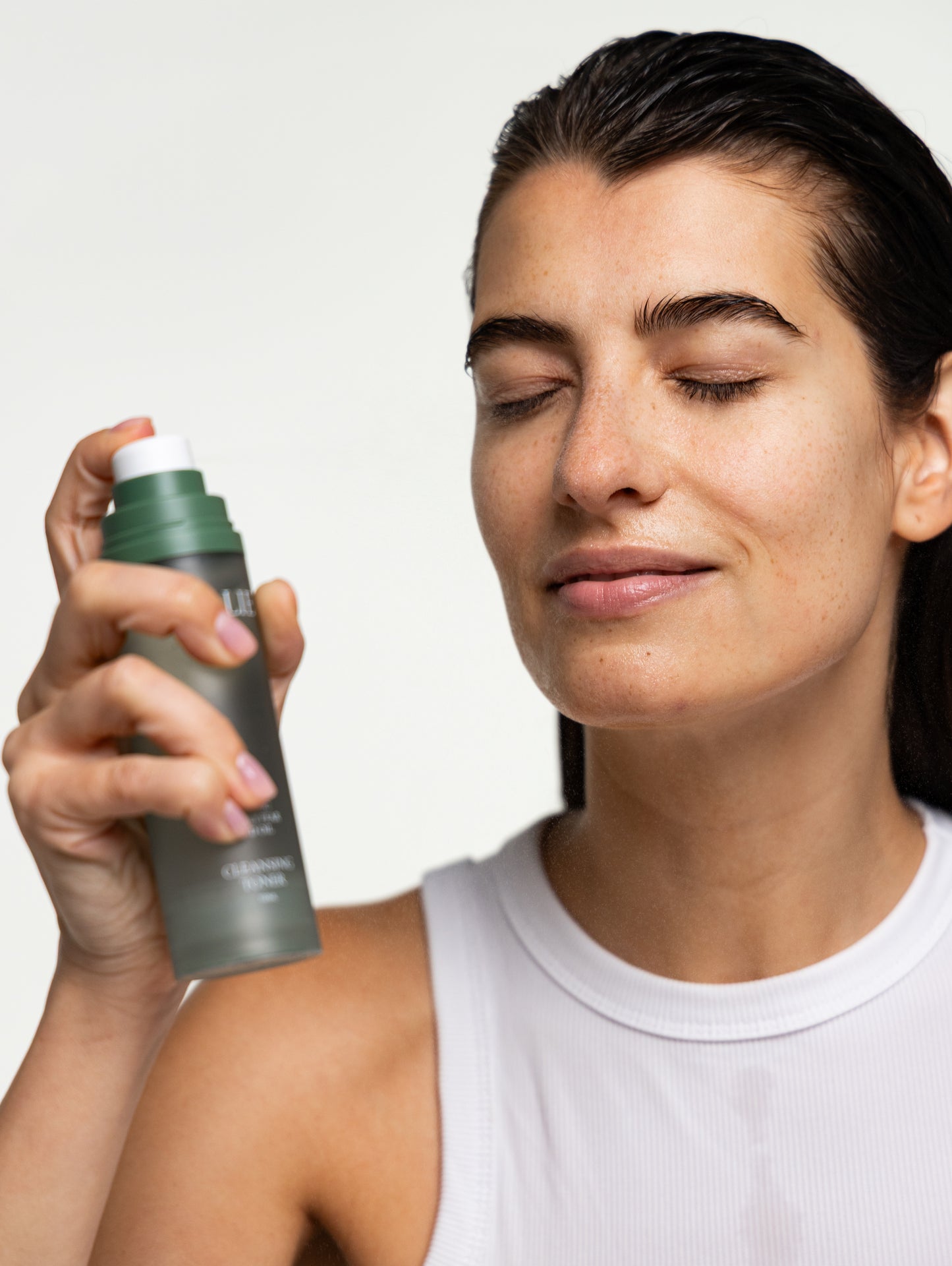 تونر تنظيف البشرة